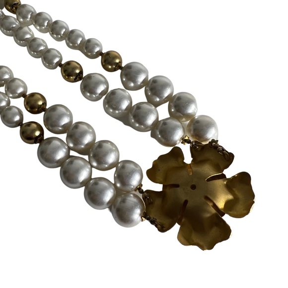 Vintage Double Strand Statement Faux Pearl Rose Necklace - Picture 13 of 14